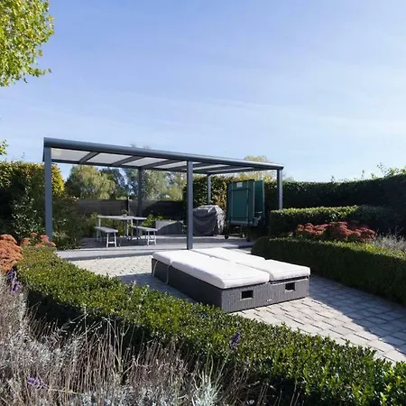 De Steenberg Tweepersoonskamer Met Grote Badkamer, Kitchenette En Tuinzicht Op De Eerste Verdieping *