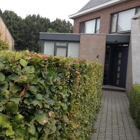 De Steenberg Tweepersoonskamer Met Grote Badkamer, Kitchenette En Tuinzicht Op De Eerste Verdieping *
